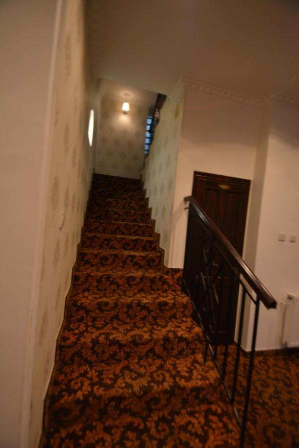 Gala - Guesthouse Oradea Exterior foto