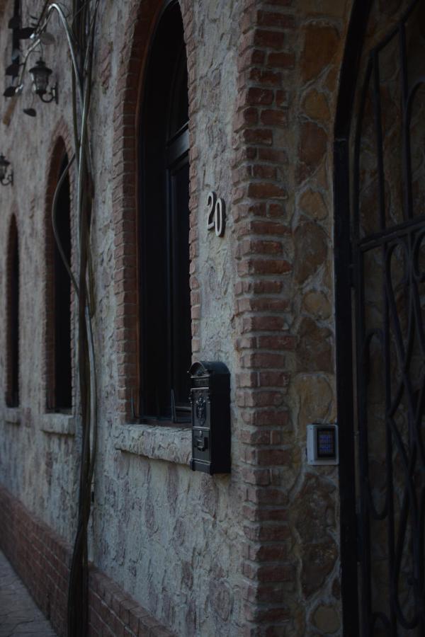 Gala - Guesthouse Oradea Exterior foto